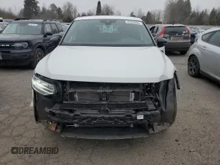 2022 Volkswagen Tiguan SE R-Line Black z VIN 3VV8B7AX4NM095511, wystawiony jako Copart lot #45333955 z przebiegiem 13 679 mil mil oraz Szkoda całkowita • Salvage title. Historia ofert i sprzedaży dostępna na DreamBid. Obrazek 5.