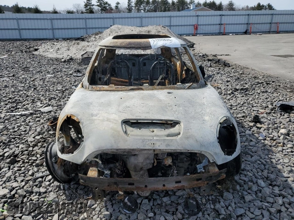 2008 MINI Hardtop S with VIN WMWMF73538TT93340, listed as a Copart auction lot 51499835 with Not Provided miles and Salvage Title. Bid and sale history available at DreamBid. Image 5.