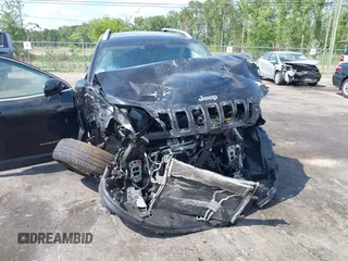 2021 Jeep Cherokee Latitude Lux z VIN 1C4PJMMX3MD167896, wystawiony jako IAAI lot #42137850 z przebiegiem 71 387 mil mil oraz . Historia ofert i sprzedaży dostępna na DreamBid. Obrazek 6.