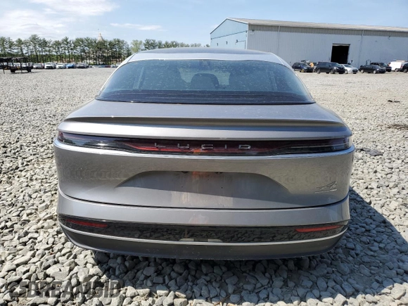 2023 Lucid Air Grand Touring z VIN 50EA1GBA9PA003155, wystawiony jako Copart lot #55441165 z przebiegiem 6 078 mil mil oraz Szkoda całkowita • Salvage title. Historia ofert i sprzedaży dostępna na DreamBid. Obrazek 6.