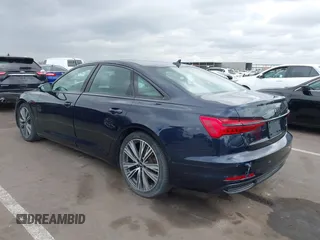 2021 Audi A6 Premium z VIN WAUD3AF20MN104078, wystawiony jako IAAI lot #42034978 z przebiegiem 57 530 mil mil oraz . Historia ofert i sprzedaży dostępna na DreamBid. Obrazek 3.