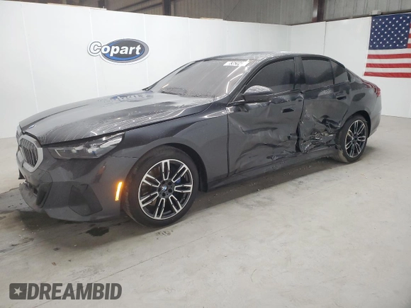 2025 BMW 5 Series 530i with VIN WBA43FJ08SCT75885, listed as a Copart auction lot 83620424 with 0 mi miles and Clean Title. Bid and sale history available at carsss.com. Image 1.