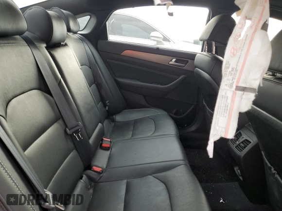2015 Hyundai Sonata Sport z VIN 5NPE34AB3FH132587, wystawiony jako Copart lot #43991865 z przebiegiem 164 949 mil mil oraz Szkoda całkowita • Salvage title. Historia ofert i sprzedaży dostępna na DreamBid. Obrazek 10.
