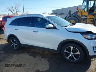 2017 Kia Sorento EX V6 with VIN 5XYPH4A56HG222220, listed as a IAAI auction lot 41330218 with 189,235 mi miles. Bid and sale history available at carsss.com. Image 13.