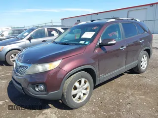 2012 Kia Sorento LX with VIN 5XYKTCA63CG222759, listed as a IAAI auction lot 41815156 with 191,502 mi miles. Bid and sale history available at carsss.com. Image 2.