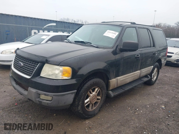 2003 Ford Expedition Special Service with VIN 1FMRU15W23LC06496, listed as a IAAI auction lot 41573950 with 253,461 mi miles. Bid and sale history available at carsss.com. Image 2.