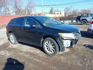 2009 Toyota Venza with VIN 4T3ZE11A49U012506, listed as a IAAI auction lot 41808758 with 199,379 mi miles and . Bid and sale history available at carsss.com. Image 1.