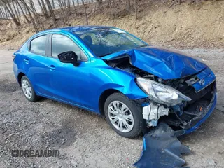 2019 Toyota Yaris Sedan L with VIN 3MYDLBYV0KY525896, listed as a IAAI auction lot 41894387 with 35,750 mi miles. Bid and sale history available at carsss.com. Image 1.