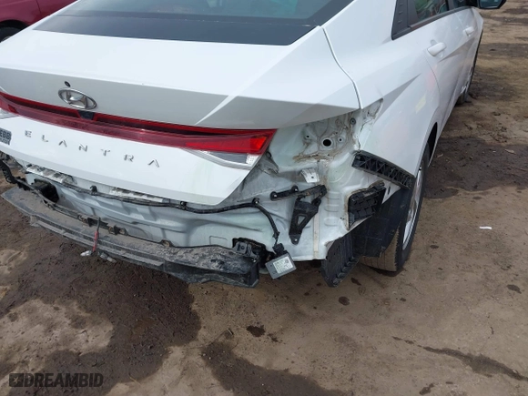 2021 Hyundai Elantra SE with VIN 5NPLL4AG7MH037868, listed as a IAAI auction lot 41689681 with 43,043 mi miles. Bid and sale history available at carsss.com. Image 6.