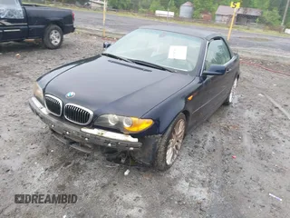 2004 BMW 3 Series 325Ci with VIN WBABW33404PL33722, listed as a IAAI auction lot 42107847 with 88,883 mi miles. Bid and sale history available at carsss.com. Image 2.