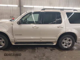 2005 Ford Explorer Limited с VIN 1FMDU75W05ZA24471, выставлен на аукционе IAAI как лот 42312449 с пробегом 151 392 миль миль и . История ставок и продаж доступна на DreamBid. Изображение 15.