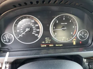 2014 BMW X5 xDrive35d with VIN 5UXKS4C55E0J97089, listed as a Copart auction lot 43455645 with 126,736 mi miles and Salvage Title. Bid and sale history available at carsss.com. Image 9.