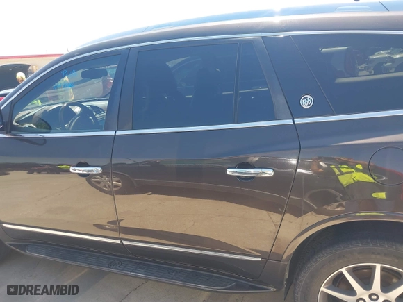 2014 Buick Enclave Leather with VIN 5GAKRBKDXEJ277879, listed as a IAAI auction lot 42084846 with 133,221 mi miles. Bid and sale history available at carsss.com. Image 14.