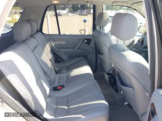2002 Mercedes-Benz M-Class with VIN 4JGAB75E22A364537, listed as a IAAI auction lot 42119184 with 222,372 mi miles. Bid and sale history available at carsss.com. Image 8.