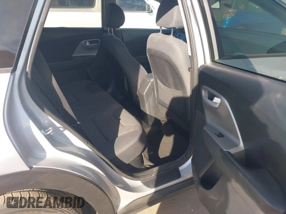 2020 Kia Niro LX with VIN KNDCB3LC3L5369229, listed as a IAAI auction lot 40950627 with 147,812 mi miles. Bid and sale history available at carsss.com. Image 8.
