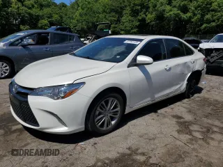 2015 Toyota Camry XLE z VIN 4T1BF1FK4FU058258, wystawiony jako Copart lot #57382125 z przebiegiem 95 792 mil mil oraz Szkoda całkowita • Salvage title. Historia ofert i sprzedaży dostępna na DreamBid. Obrazek 1.