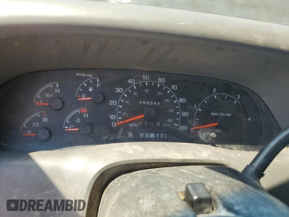 2000 Ford F-350 XL with VIN 1FTSW31F3YEB20854, listed as a Copart auction lot 61717865 with 209,288 mi miles and Salvage title. Bid and sale history available at DreamBid. Image 9.