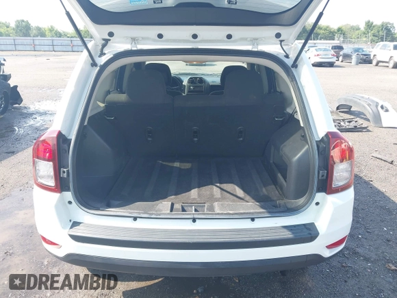 2016 Jeep Compass Sport with VIN 1C4NJCBA2GD743143, listed as a IAAI auction lot 42543350 with 131,038 mi miles and . Bid and sale history available at DreamBid. Image 18.