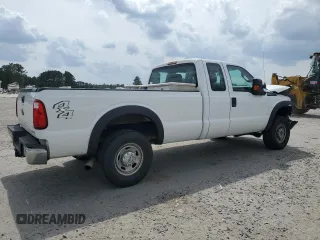2015 Ford F-250 XLT with VIN 1FT7X2B68FED35574, listed as a Copart auction lot 53776475 with 170,591 mi miles and Salvage Title. Bid and sale history available at DreamBid. Image 3.