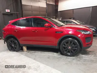 2020 Jaguar E-Pace SE z VIN SADFP2FX6L1Z77278, wystawiony jako IAAI lot #41804212 z przebiegiem 93 126 mil mil oraz . Historia ofert i sprzedaży dostępna na DreamBid. Obrazek 14.