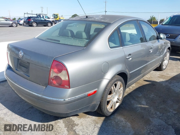 2005 Volkswagen Passat GLS with VIN WVWAD63B05P029893, listed as a IAAI auction lot 42451294 with 101,920 mi miles and . Bid and sale history available at DreamBid. Image 4.