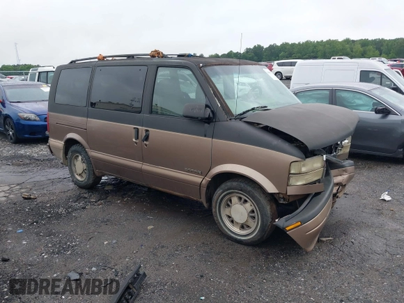 1999 GMC Safari with VIN 1GKDM19WXXB523158, listed as a IAAI auction lot 37840214 with Not Provided miles. Bid and sale history available at carsss.com. Image 1.