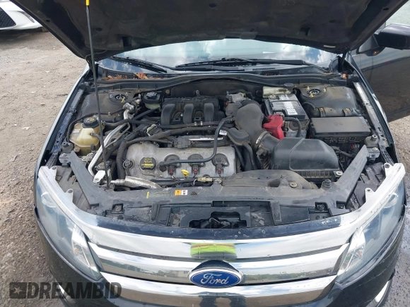 2011 Ford Fusion SPORT with VIN 3FAHP0KC6BR171723, listed as a IAAI auction lot 42072610 with 173,213 mi miles. Bid and sale history available at carsss.com. Image 10.