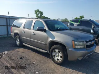 2007 Chevrolet Suburban LT z VIN 1GNFC16027R225418, wystawiony jako IAAI lot #42466800 z przebiegiem Nie podano mil oraz . Historia ofert i sprzedaży dostępna na DreamBid. Obrazek 1.