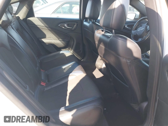 2015 Chrysler 200 S with VIN 1C3CCCBB2FN665650, listed as a IAAI auction lot 41616172 with 140,747 mi miles. Bid and sale history available at carsss.com. Image 8.