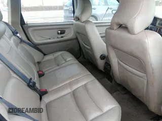 1999 Volvo V70 XC with VIN YV1LZ56D7X2617138, listed as a IAAI auction lot 41906507 with 157,817 mi miles. Bid and sale history available at carsss.com. Image 8.