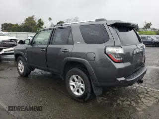 2023 Toyota 4Runner SR5 with VIN JTEMU5JR4P6100122, listed as a Copart auction lot 44984915 with 23,588 mi miles and Salvage title. Bid and sale history available at DreamBid. Image 2.