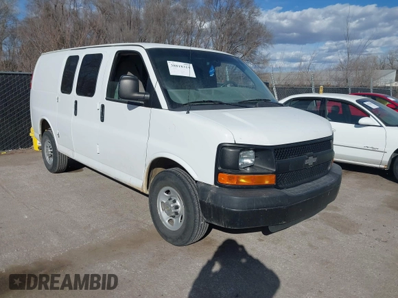 2014 Chevrolet Express Cargo with VIN 1GCWGFBA9E1140385, listed as a IAAI auction lot 38818319 with 366,153 mi miles. Bid and sale history available at carsss.com. Image 1.