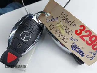 2012 Mercedes-Benz E 350 Luxury with VIN WDDHF8JB2CA655121, listed as a IAAI auction lot 41952558 with 106,155 mi miles and . Bid and sale history available at carsss.com. Image 11.