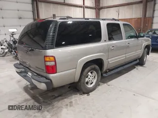 2002 Chevrolet Suburban LT with VIN 3GNFK16ZX2G296571, listed as a IAAI auction lot 41979801 with 180,144 mi miles. Bid and sale history available at carsss.com. Image 4.