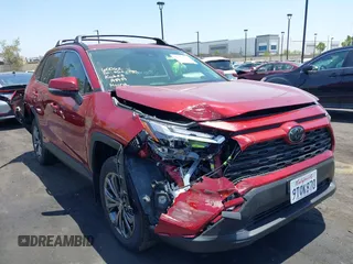 2025 Toyota RAV4 Hybrid XLE Premium with VIN JTMB6RFV7SD163450, listed as a IAAI auction lot 42551622 with 1,010 mi miles and . Bid and sale history available at DreamBid. Image 1.