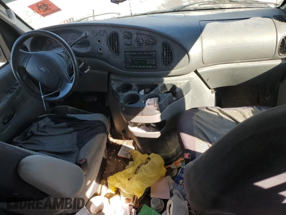 2008 Ford Econoline Passenger XL with VIN 1FMNE11L98DB45835, listed as a Copart auction lot 46355145 with 3,226,822 mi miles and Salvage title. Bid and sale history available at DreamBid. Image 8.