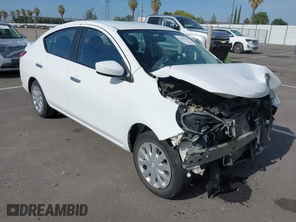 2016 Nissan Versa S Plus with VIN 3N1CN7APXGL841875, listed as a IAAI auction lot 42101544 with 88,515 mi miles. Bid and sale history available at carsss.com. Image 1.
