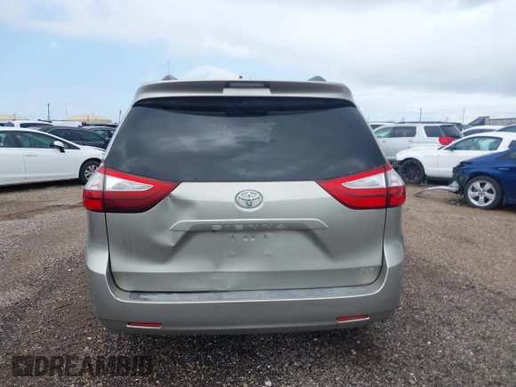 2015 Toyota Sienna XLE с VIN 5TDYK3DC1FS577192, выставлен на аукционе IAAI как лот 41823635 с пробегом 84 858 миль миль и . История ставок и продаж доступна на DreamBid. Изображение 16.