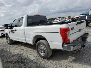 2019 Ford F-250 XL with VIN 1FT7X2A6XKED16231, listed as a Copart auction lot 41452505 with 107,277 mi miles and Non repairable. Bid and sale history available at DreamBid. Image 2.