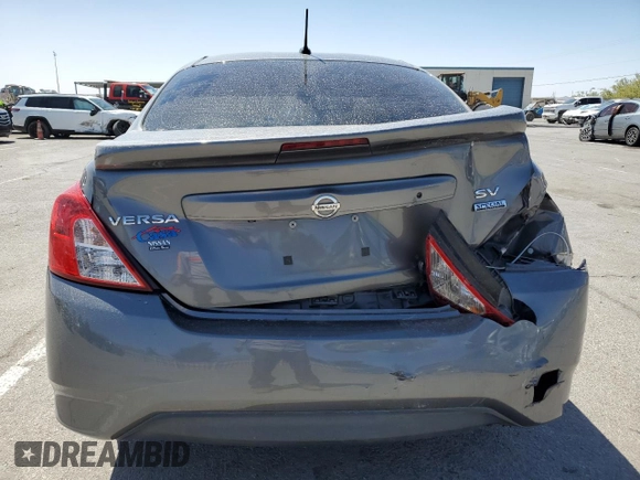 2017 Nissan Versa SV z VIN 3N1CN7AP7HL816546, wystawiony jako Copart lot #54452285 z przebiegiem 97 147 mil mil oraz Szkoda całkowita • Salvage title. Historia ofert i sprzedaży dostępna na DreamBid. Obrazek 6.