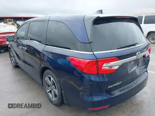 2018 Honda Odyssey Touring with VIN 5FNRL6H85JB001501, listed as a IAAI auction lot 41911497 with 92,407 mi miles. Bid and sale history available at carsss.com. Image 3.