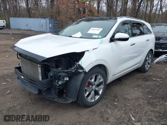 2018 Kia Sorento SX with VIN 5XYPKDA51JG405998, listed as a IAAI auction lot 41837641 with 138,909 mi miles and . Bid and sale history available at carsss.com. Image 19.