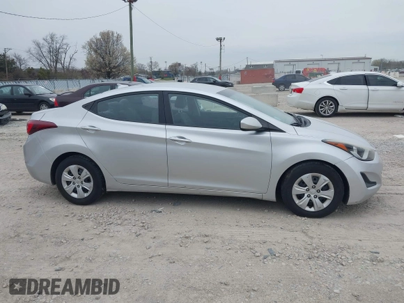 2016 Hyundai Elantra SE with VIN 5NPDH4AE7GH728956, listed as a IAAI auction lot 42060018 with 199,829 mi miles. Bid and sale history available at carsss.com. Image 13.