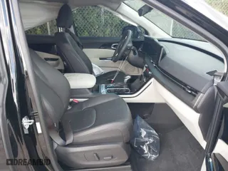 2024 Kia Carnival SX Prestige with VIN KNDNE5H32R6338691, listed as a IAAI auction lot 40993160 with 24,991 mi miles. Bid and sale history available at carsss.com. Image 5.