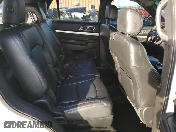 2016 Ford Explorer XLT with VIN 1FM5K8D80GGC95256, listed as a Copart auction lot 44363225 with 105,502 mi miles and Salvage Title. Bid and sale history available at carsss.com. Image 11.
