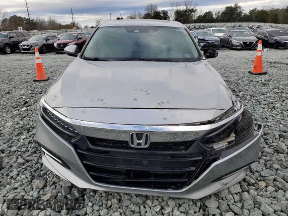 2018 Honda Accord Touring z VIN 1HGCV3F95JA008081, wystawiony jako Copart lot #49381315 z przebiegiem 75 219 mil mil oraz Szkoda całkowita • Salvage title. Historia ofert i sprzedaży dostępna na DreamBid. Obrazek 5.