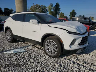 2023 Chevrolet Blazer LT with VIN 3GNKBJRS1PS227298, listed as a Copart auction lot 71701554 with Not provided miles and Clean title. Bid and sale history available at DreamBid. Image 4.