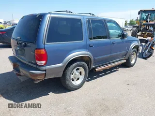 2000 Ford Explorer XLT с VIN 1FMZU73E7YZC06429, выставлен на аукционе IAAI как лот 42453497 с пробегом 15 567 миль миль и . История ставок и продаж доступна на DreamBid. Изображение 4.