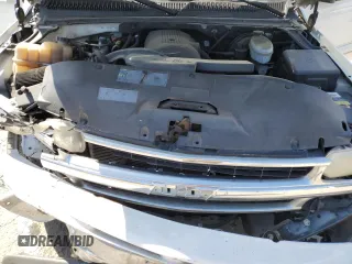 2003 Chevrolet Suburban LT with VIN 3GNEC16T73G246667, listed as a Copart auction lot 50145264 with 251,057 mi miles and Salvage Title. Bid and sale history available at carsss.com. Image 14.