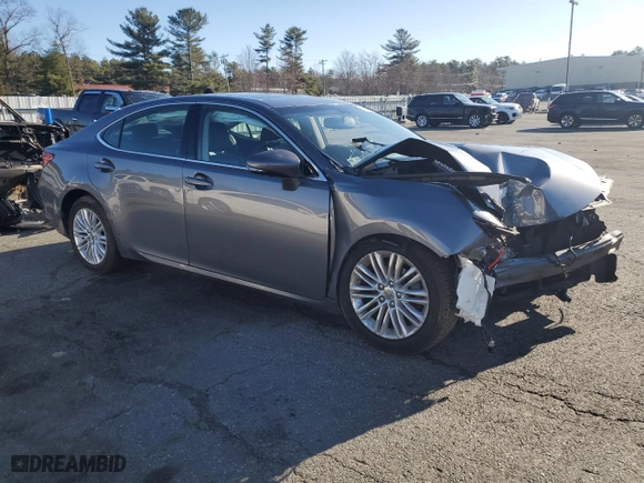 2014 Lexus ES 350 with VIN JTHBK1GGXE2095947, listed as a Copart auction lot 50886085 with 120,473 mi miles and Non Repairable. Bid and sale history available at carsss.com. Image 4.